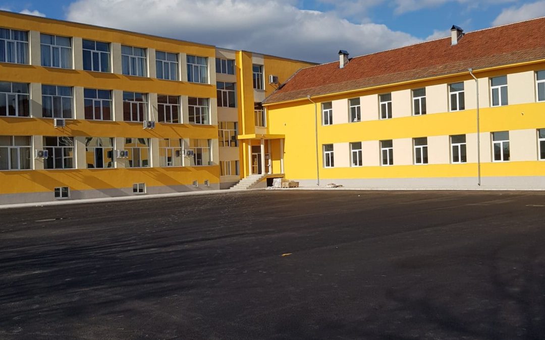 „Реконструкция и ремонт на сграда на ОУ „Св.Св. Кирил и Методий“гр.Николаево